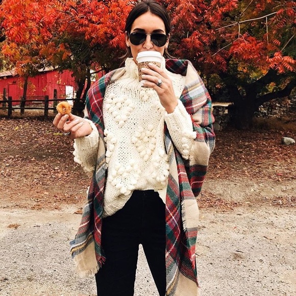 ‘MOLLY’ Camel Tartan Plaid Blanket Scarf - Picture 2 of 8